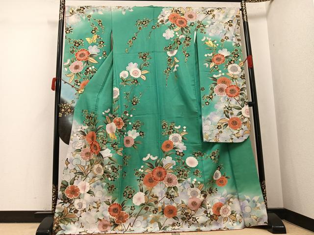 平和屋着物●豪華振袖　駒刺繍　花蝶文　暈し染め　金彩　金通し地　正絹　逸品　AABJ9314ph