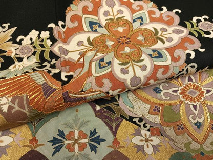平和屋着物●豪華黒留袖　駒刺繍　鳳凰花文　金彩　正絹　逸品　AABJ9354ph