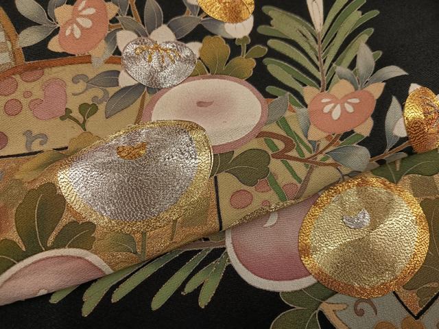 平和屋着物●豪華黒留袖　作家物　駒刺繍　花鳥文　金彩　正絹　逸品　AABJ9355ph