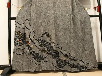 平和屋着物●訪問着　絞り　刺繍　草花青海波　黒地　金彩　正絹　逸品　AABJ9361ph