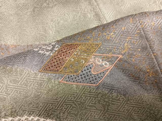 平和屋着物▼中国三大刺繍　汕頭刺繍　スワトウ刺繍　訪問着　絞り　草花文　金彩　正絹　逸品　AABJ9379ph