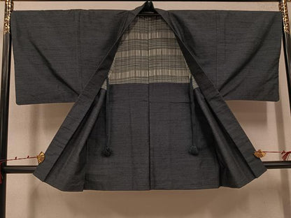 平和屋着物●男性　塩沢紬　アンサンブル　蚊絣　証紙付き　正絹　逸品　AABJ9388ph