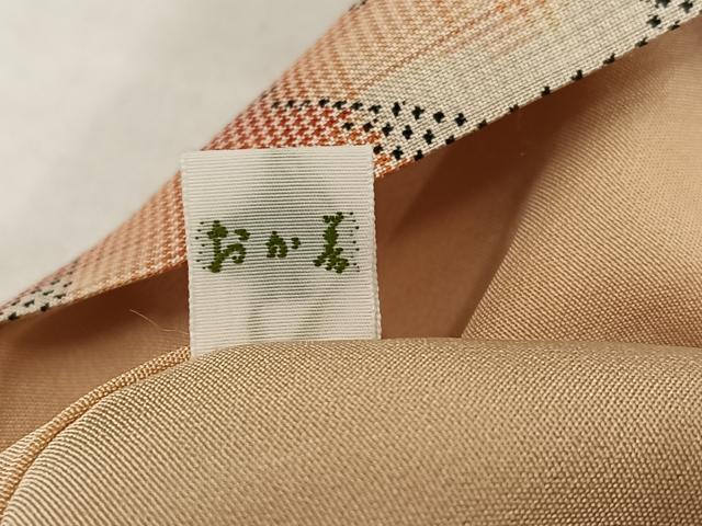 平和屋着物●本場大島紬　白大島　一元7マルキ　草花文　正絹　逸品　AABJ9393ph