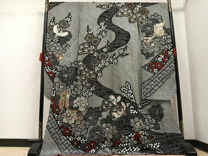 平和屋着物●豪華振袖　絞り　御所車群鶴花文　黒地　金彩　正絹　逸品　AABJ9406ph