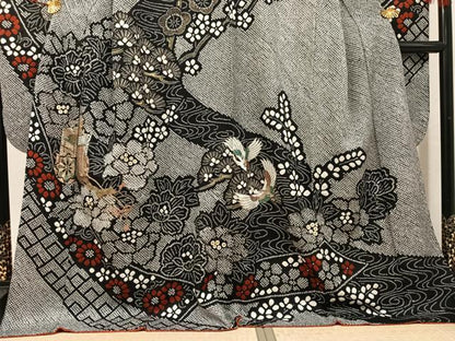 平和屋着物●豪華振袖　絞り　御所車群鶴花文　黒地　金彩　正絹　逸品　AABJ9406ph