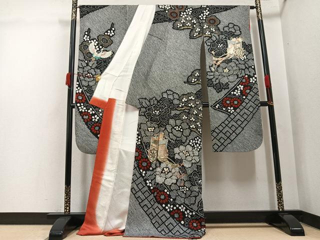 平和屋着物●豪華振袖　絞り　御所車群鶴花文　黒地　金彩　正絹　逸品　AABJ9406ph