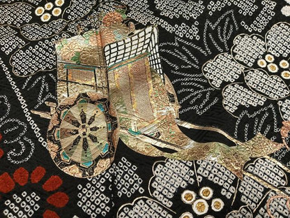 平和屋着物●豪華振袖　絞り　御所車群鶴花文　黒地　金彩　正絹　逸品　AABJ9406ph