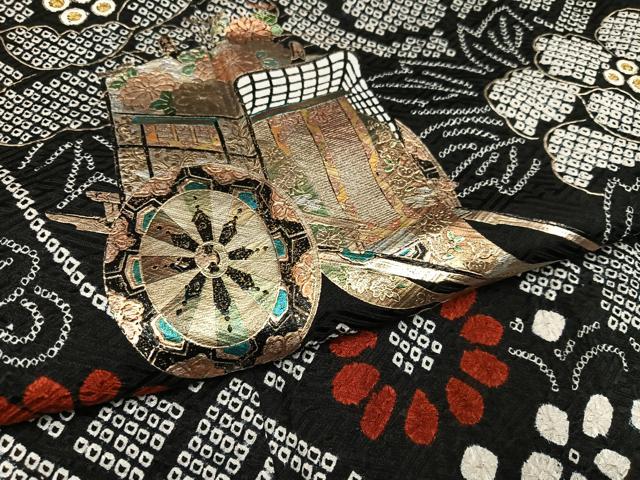 平和屋着物●豪華振袖　絞り　御所車群鶴花文　黒地　金彩　正絹　逸品　AABJ9406ph