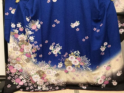 平和屋着物●豪華振袖　刺繍　花毬文　暈し染め　金彩　銀通し地　正絹　逸品　AABJ9411ph