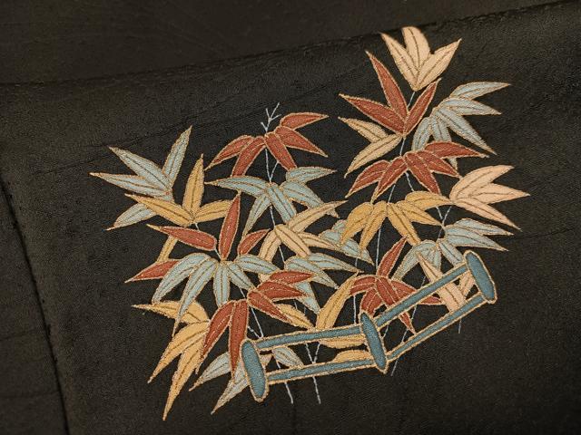 平和屋着物●訪問着　刺繍　草花文　黒地　金彩　正絹　逸品　AABJ9433ph