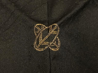 平和屋着物●訪問着　刺繍　草花文　黒地　金彩　正絹　逸品　AABJ9433ph