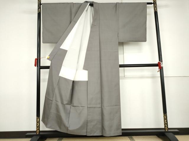 平和屋着物●男性　本場縞大島紬　色無地　銀鼠色　正絹　逸品　AABJ9846cs
