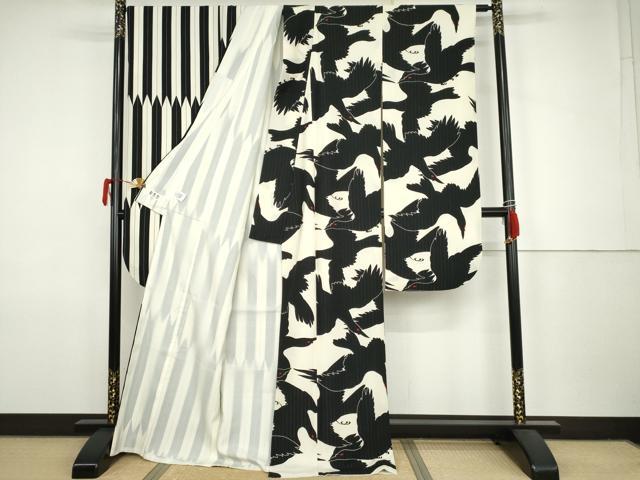 平和屋着物●豪華振袖　片身替わり　カラス　矢羽根　銀糸　AABJ9885cs