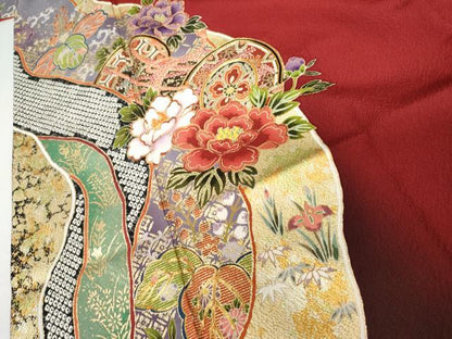 平和屋着物●豪華振袖　駒刺繍　花楽器文　暈し染め　金銀彩　正絹　逸品　AABJ9930cs