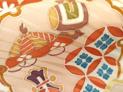 平和屋着物●豪華振袖　駒刺繍　雪輪吉祥鴛鴦花文　金彩　正絹　逸品　AABJ9957cs
