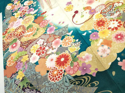 平和屋着物●豪華振袖　駒刺繍　束ね熨斗花蝶文　暈し染め　金彩　銀通し地　正絹　逸品　AABJ9964cs