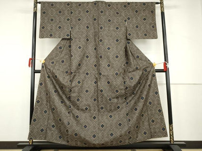 平和屋着物●本場大島紬　龍郷絣　正絹　逸品　AABJ9989cs