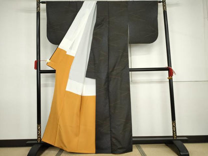 平和屋着物●本場大島紬　カタス9マルキ　霞文　黒地　正絹　逸品　AABJ9999cs