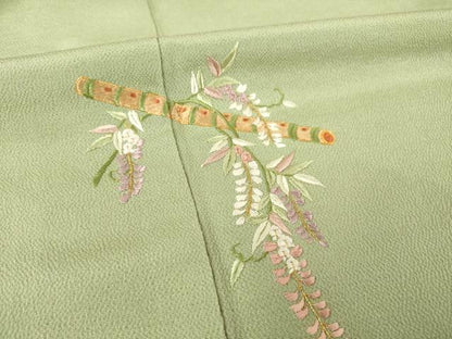 平和屋着物●上質な色無地　総刺繍　楽器花文　鶸茶色　ワンポイント　正絹　逸品　AABK0016ck