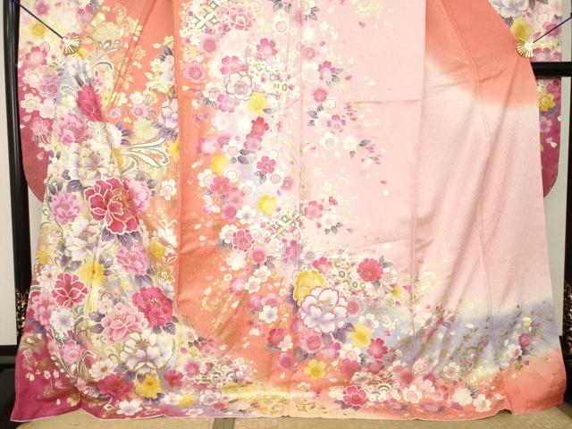 平和屋着物●豪華振袖　刺繍　舞花文　暈し染め　金糸　金彩　銀通し地　ロング丈　正絹　逸品　未使用　AABK0041ck