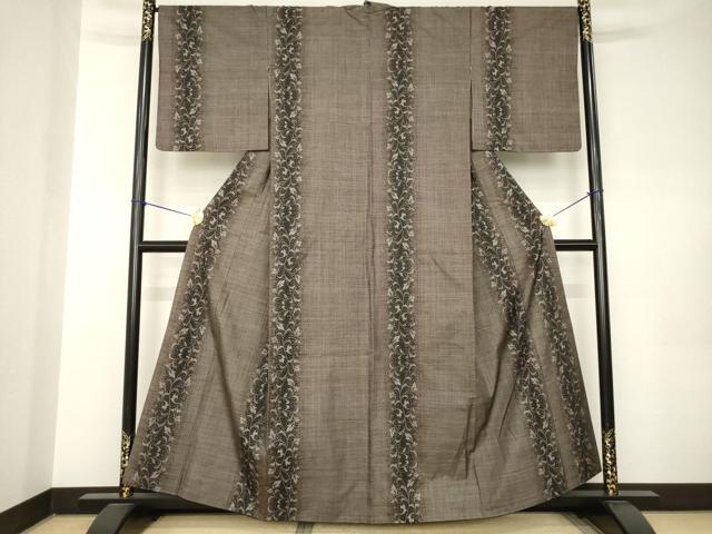 平和屋着物●本場大島紬　カタス9マルキ　唐草間道　正絹　逸品　AABK0065ck
