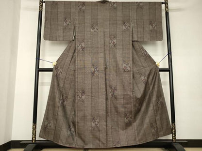 平和屋着物●本場大島紬　カタス9マルキ　枝花文　正絹　逸品　AABK0074ck