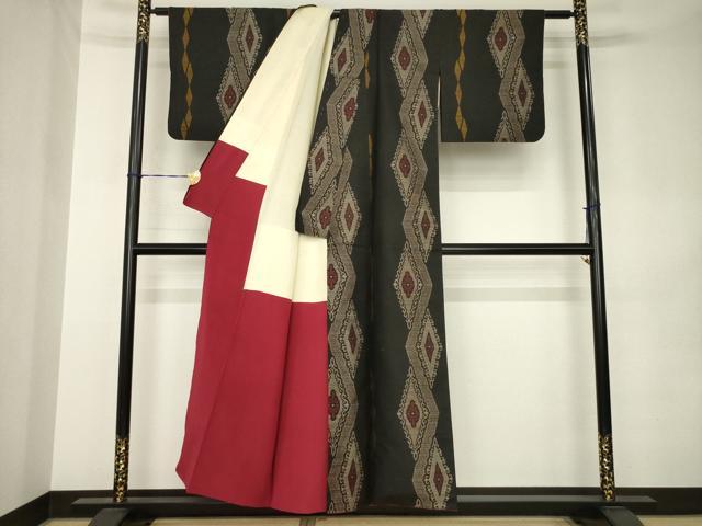 平和屋着物●本場大島紬　花菱文　正絹　逸品　AABK0137ck