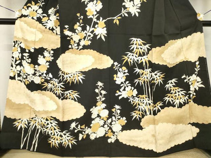 平和屋着物●訪問着　雲重ね花文　黒地　金彩　正絹　逸品　AABK0138ck