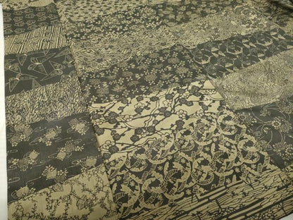 平和屋着物●上質な小紋　紬地　型染め　横段花蝶文　正絹　逸品　AABK0141ck