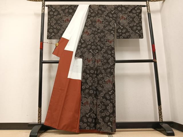 平和屋着物●本場大島紬　7マルキ　貝桶花文　正絹　逸品　AABK0178ph