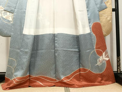 平和屋着物●皇室デザイナー　中村乃武夫　振袖　駒刺繍　草花羽文　正絹　逸品　AABK0191ph