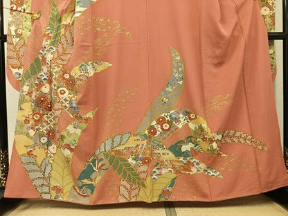 平和屋着物●豪華振袖　駒刺繍　草花文　金彩　正絹　逸品　AABK0207ph