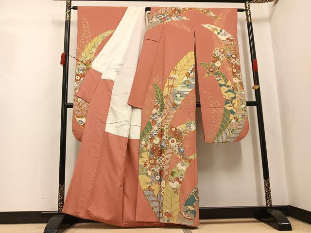 平和屋着物●豪華振袖　駒刺繍　草花文　金彩　正絹　逸品　AABK0207ph