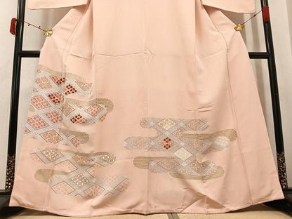 平和屋着物●創業460年・千總　色留袖　駒刺繍　花菱文　金彩　正絹　逸品　AABK0209ph