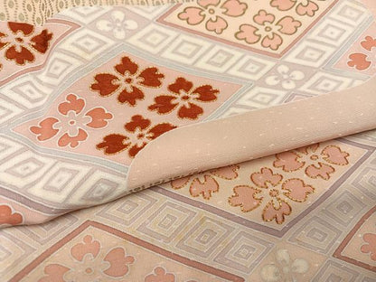 平和屋着物●創業460年・千總　色留袖　駒刺繍　花菱文　金彩　正絹　逸品　AABK0209ph