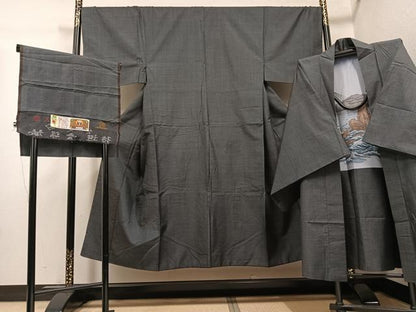 平和屋着物●男性　本場大島紬　アンサンブル　100亀甲　総詰め　証紙付き　正絹　逸品　AABK0247ph