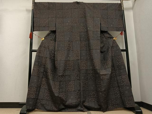 平和屋着物●上質な紬　市松草花文　正絹　逸品　AABK0254ph