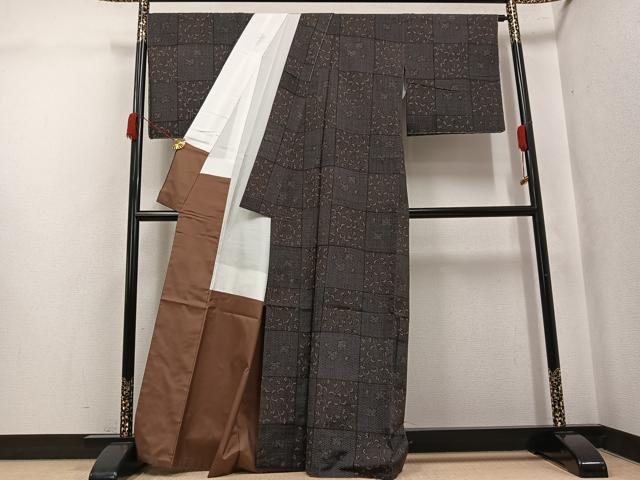 平和屋着物●上質な紬　市松草花文　正絹　逸品　AABK0254ph