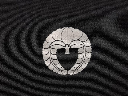 平和屋着物●豪華黒留袖　浜松笹舟文　暈し染め　金彩　正絹　逸品　AABK0259ph