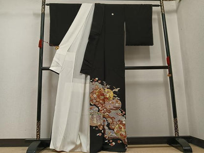平和屋着物●豪華黒留袖　駒刺繍　群れ鶴草花宝尽くし　金彩　正絹　逸品　AABK0263ph