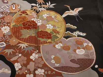 平和屋着物●豪華黒留袖　駒刺繍　群れ鶴草花宝尽くし　金彩　正絹　逸品　AABK0263ph