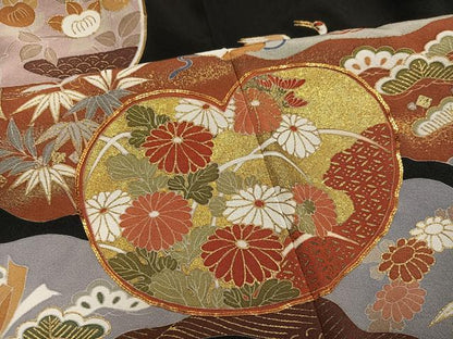 平和屋着物●豪華黒留袖　駒刺繍　群れ鶴草花宝尽くし　金彩　正絹　逸品　AABK0263ph