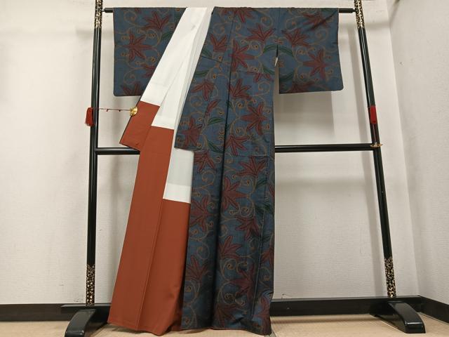 平和屋着物●本場大島紬　7マルキ　花唐草文　正絹　逸品　AABK0265ph