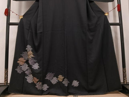 平和屋着物●訪問着　絞り　刺繍　松皮菱　黒地　金彩　正絹　逸品　未使用　AABK0266ph