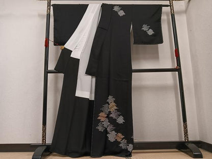 平和屋着物●訪問着　絞り　刺繍　松皮菱　黒地　金彩　正絹　逸品　未使用　AABK0266ph