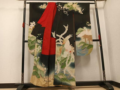 平和屋本店●アンティーク　大正ロマン　振袖　刺繍　鳳凰草花文　暈し染め　黒地　金彩　正絹　逸品　AABK0309ph