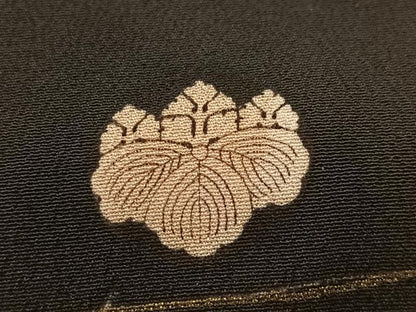 平和屋本店●アンティーク　大正ロマン　振袖　駒刺繍　群鶴御所車草花文　黒地　金彩　正絹　逸品　AABK0310ph