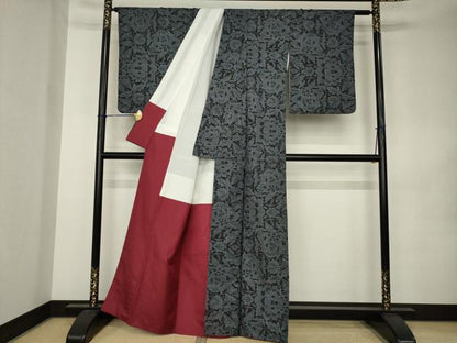 平和屋着物●本場大島紬　7マルキ　更紗花文　正絹　逸品　AABK0328ck