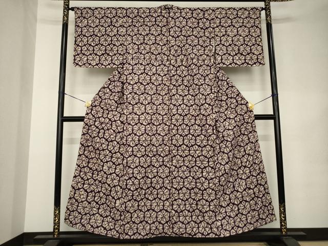 平和屋着物●岩手の匠　草紫堂　南部絞り　紫根染　小紋　亀甲文　綿　逸品　AABK0348ck
