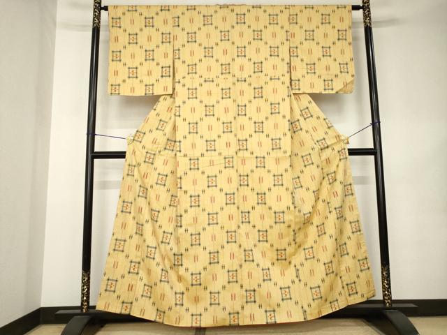 平和屋着物●上質な紬　琉球絣文様　正絹　逸品　AABK0364ck
